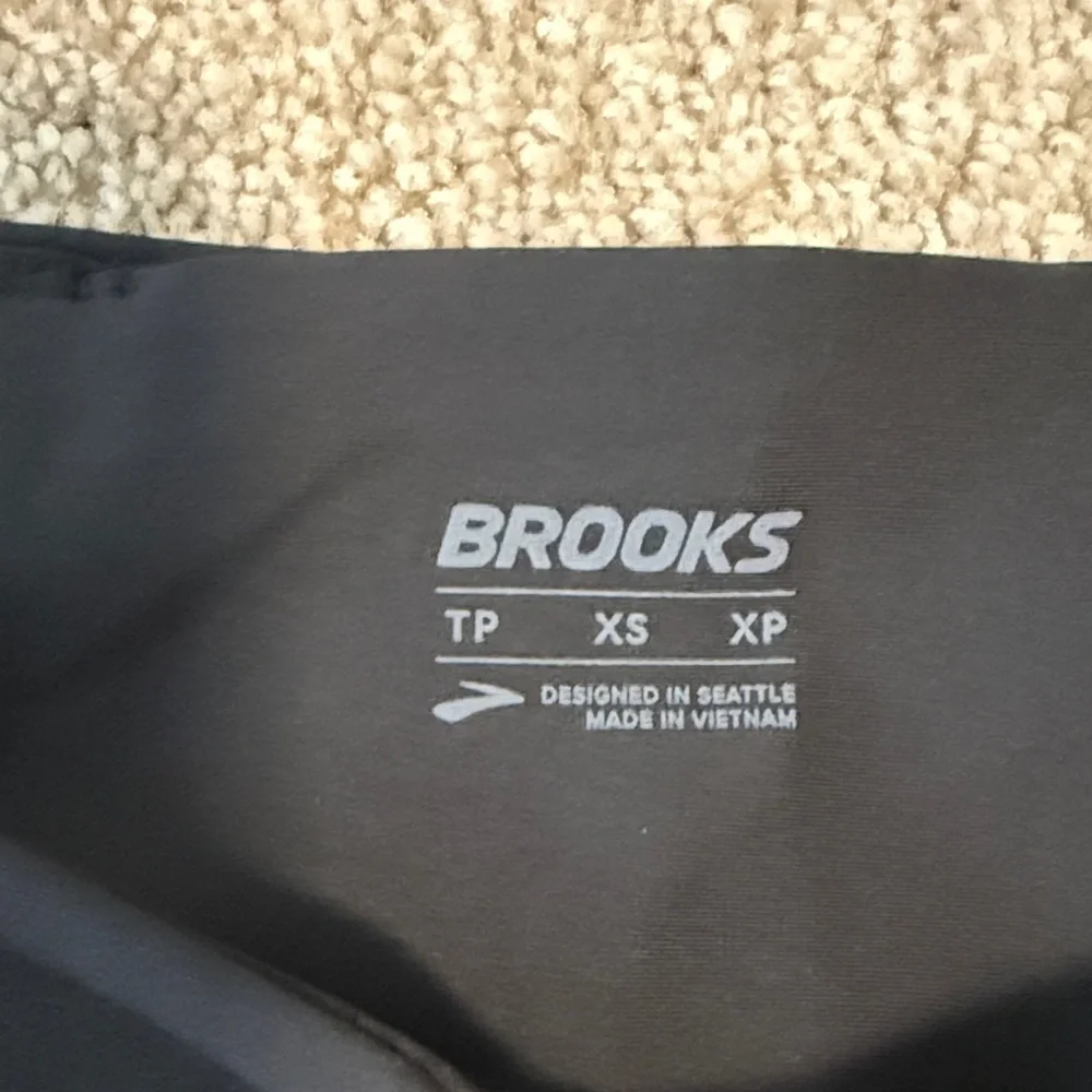 NWOT Brooks Running Shorts - Picture 2 of 4